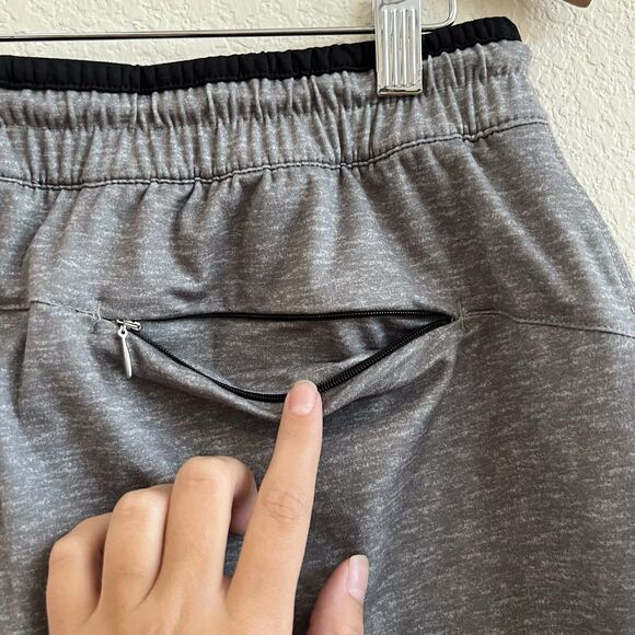 Chubbies Heathered Grey Soft Stretchy Drawstring Athletic Shorts 5.5 Inseam Sz L - Picture 6 of 9